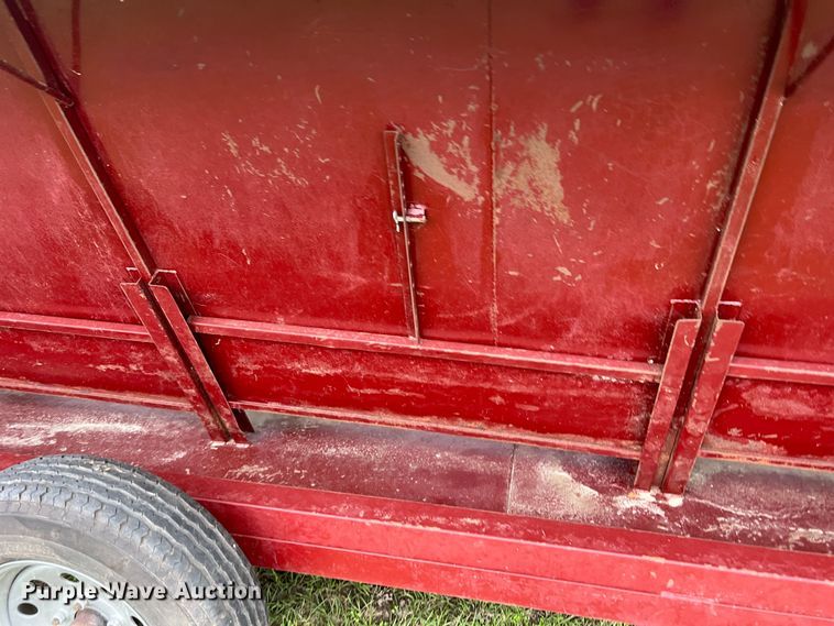 image for item DO8954 Hooten  creep feeder