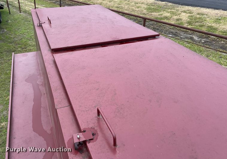 image for item DO8954 Hooten  creep feeder