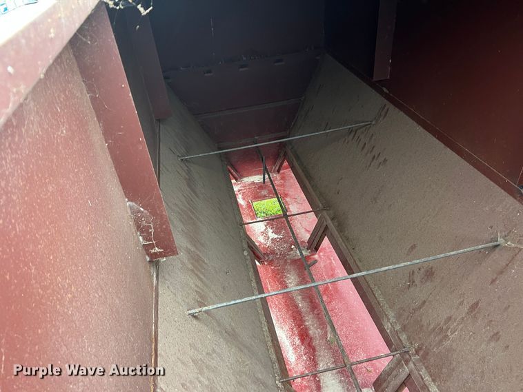 image for item DO8954 Hooten  creep feeder