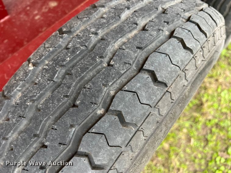 image for item DO8954 Hooten  creep feeder