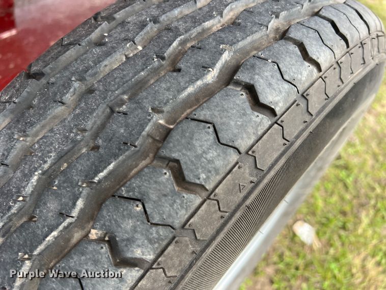 image for item DO8954 Hooten  creep feeder