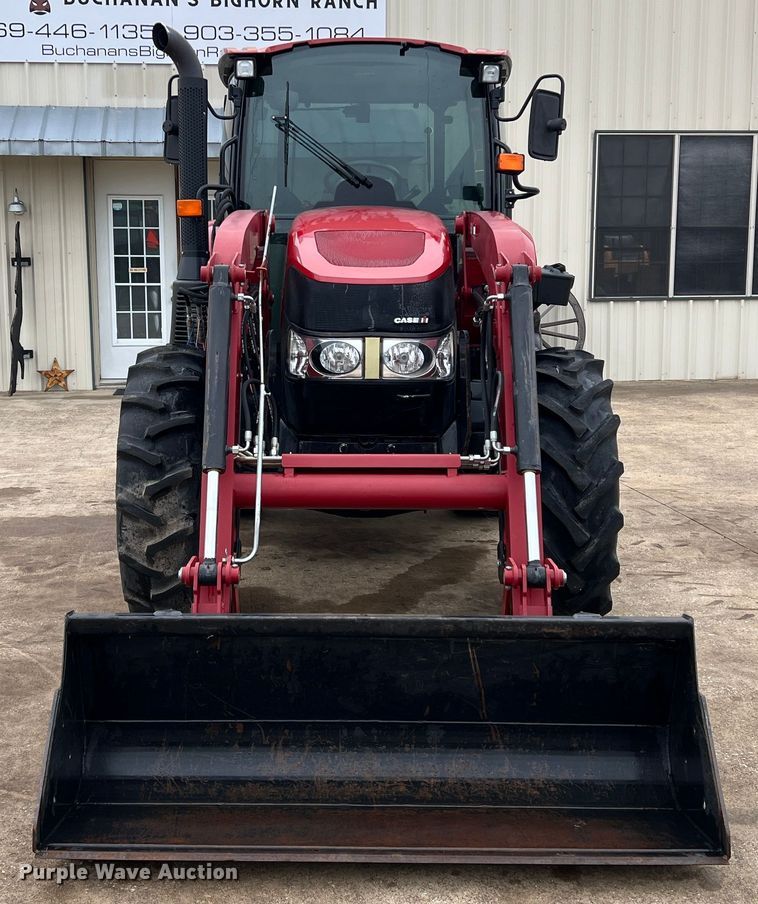 image for item DO8955 2017 Case IH Farmall 100C  MFWD tractor