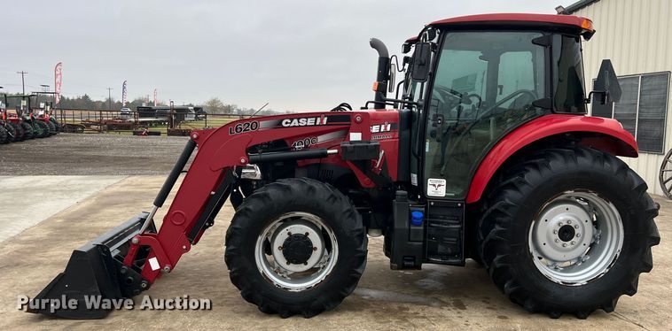 image for item DO8955 2017 Case IH Farmall 100C  MFWD tractor