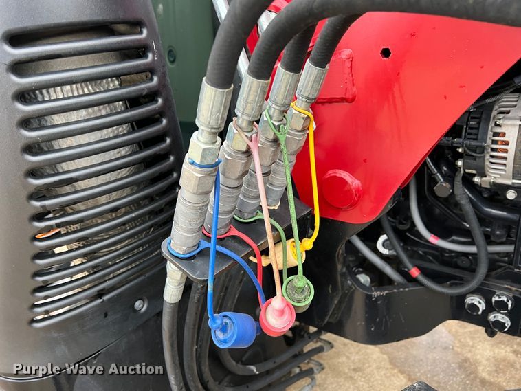 image for item DO8955 2017 Case IH Farmall 100C  MFWD tractor