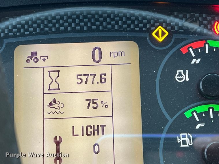 image for item DO8955 2017 Case IH Farmall 100C  MFWD tractor