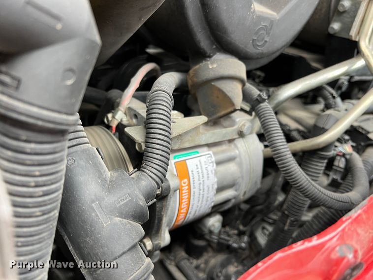 image for item DO8955 2017 Case IH Farmall 100C  MFWD tractor