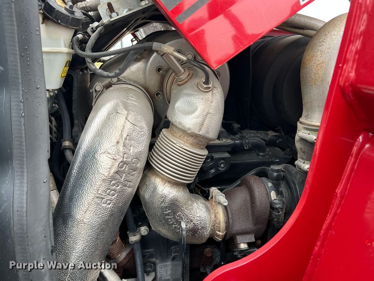 image for item DO8955 2017 Case IH Farmall 100C  MFWD tractor