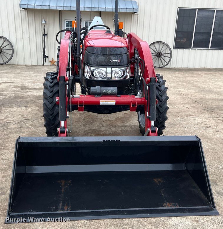 image for item DO8956 2015 Case IH Farmall 50A  MFWD tractor