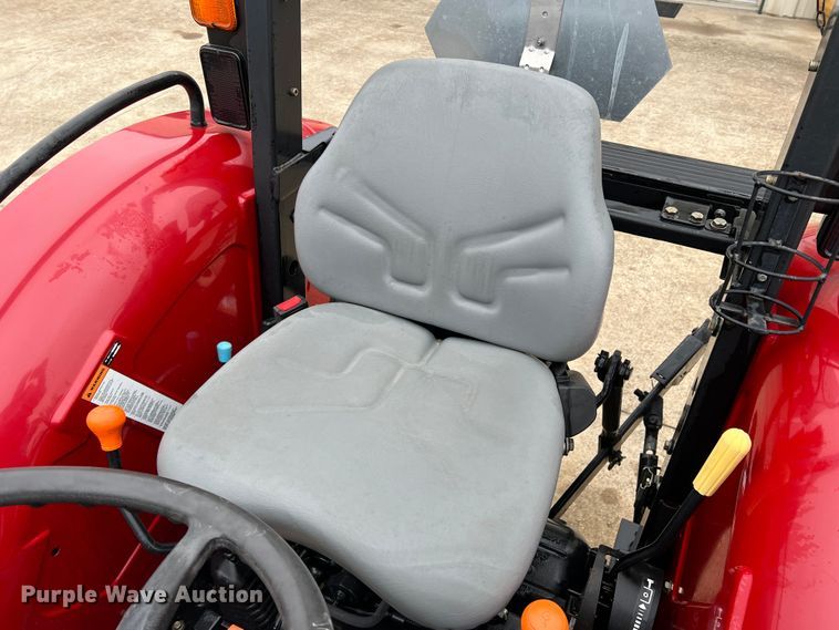 image for item DO8956 2015 Case IH Farmall 50A  MFWD tractor