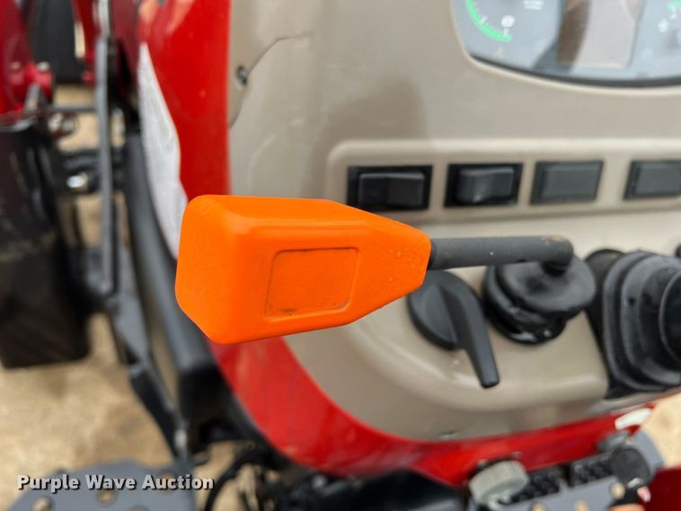 image for item DO8956 2015 Case IH Farmall 50A  MFWD tractor