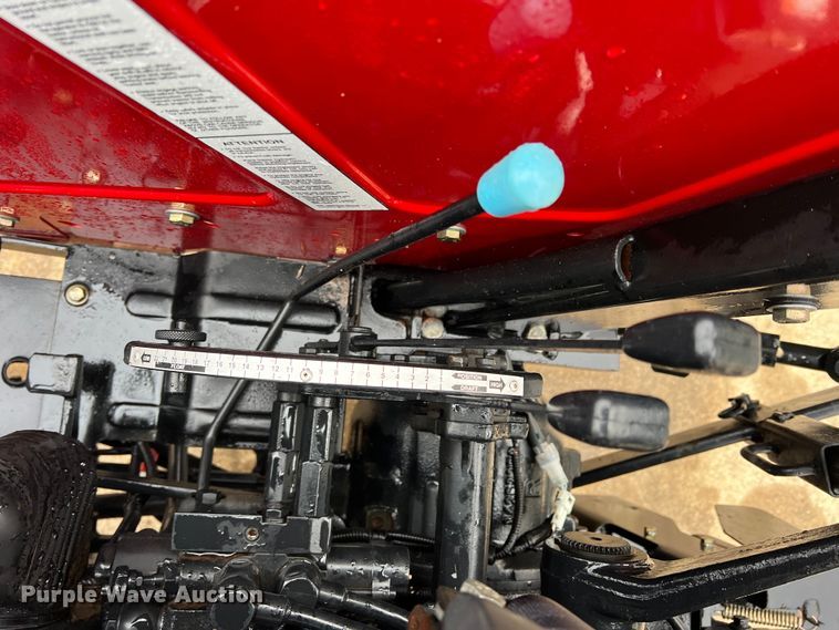 image for item DO8956 2015 Case IH Farmall 50A  MFWD tractor