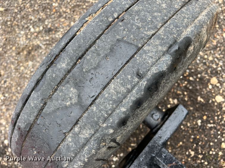 image for item DO8957 Bush Hog 12820  batwing rotary mower