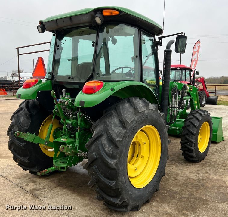 image for item DO8958 2017 John Deere 5100E  MFWD tractor