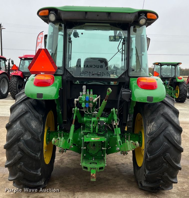 image for item DO8958 2017 John Deere 5100E  MFWD tractor