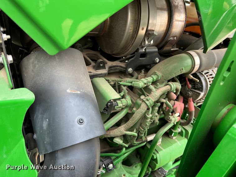 image for item DO8958 2017 John Deere 5100E  MFWD tractor