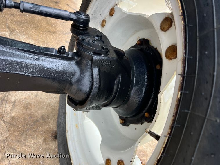 image for item DO8960 New Holland T4.75  MFWD tractor