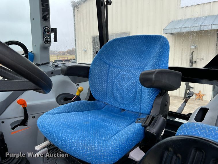 image for item DO8960 New Holland T4.75  MFWD tractor