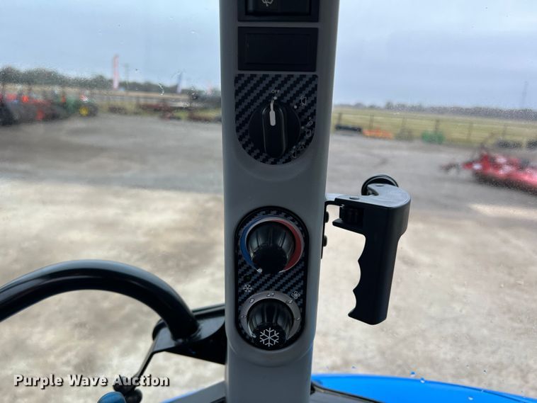 image for item DO8960 New Holland T4.75  MFWD tractor