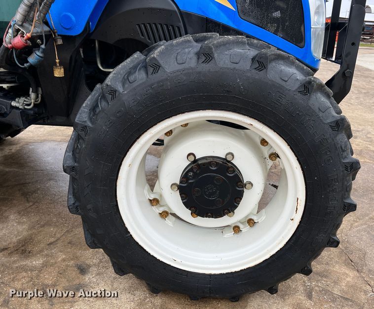 image for item DO8960 New Holland T4.75  MFWD tractor