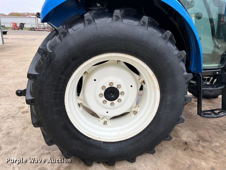 image for item DO8960 New Holland T4.75  MFWD tractor