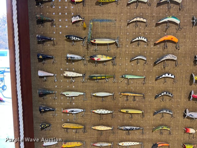 image for item DO8961 Lure display