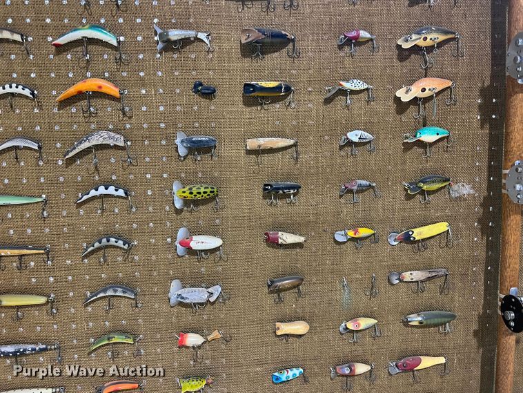 image for item DO8961 Lure display