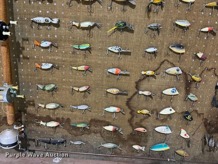 image for item DO8961 Lure display