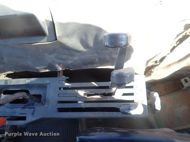 image for item DQ4963 1982 John Deere 4840  tractor