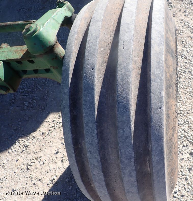 image for item DQ4963 1982 John Deere 4840  tractor