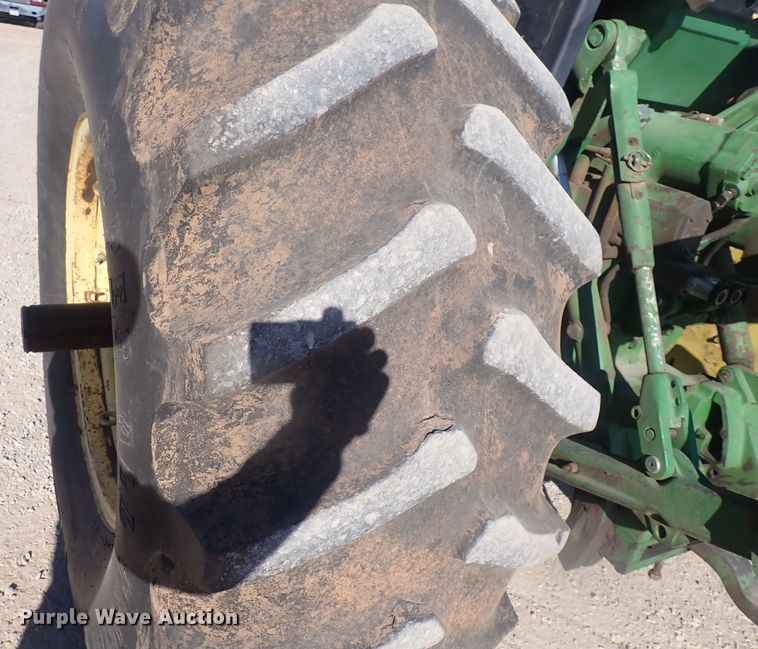 image for item DQ4963 1982 John Deere 4840  tractor