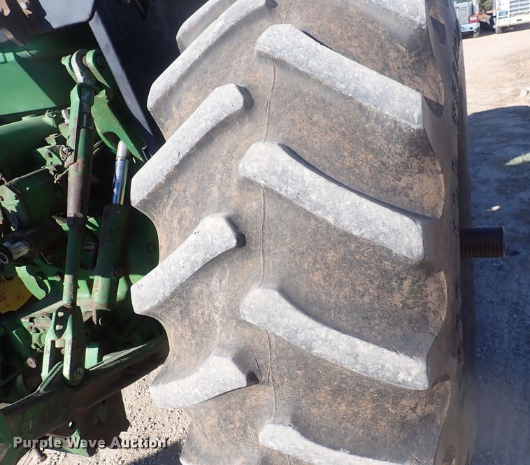 image for item DQ4963 1982 John Deere 4840  tractor