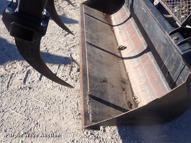 image for item DQ4966 2012 New Holland TS6030  MFWD tractor