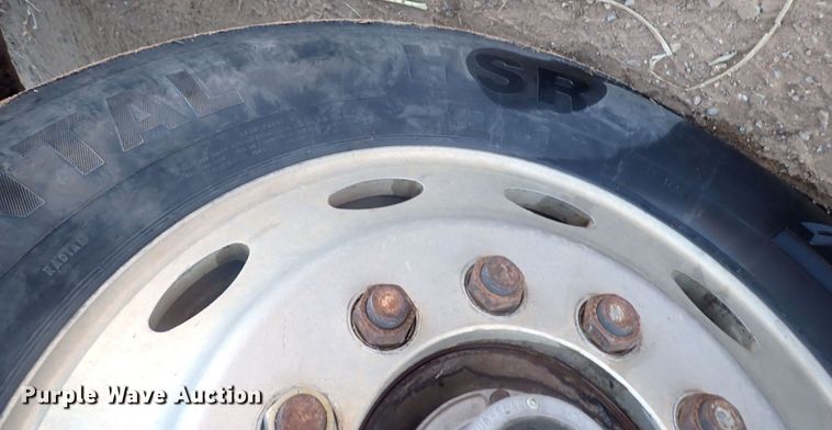 image for item DQ4983 1983 Mack R686ST  grain truck