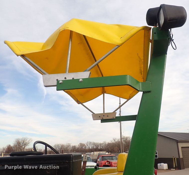 image for item DQ5008 John Deere 4320  tractor