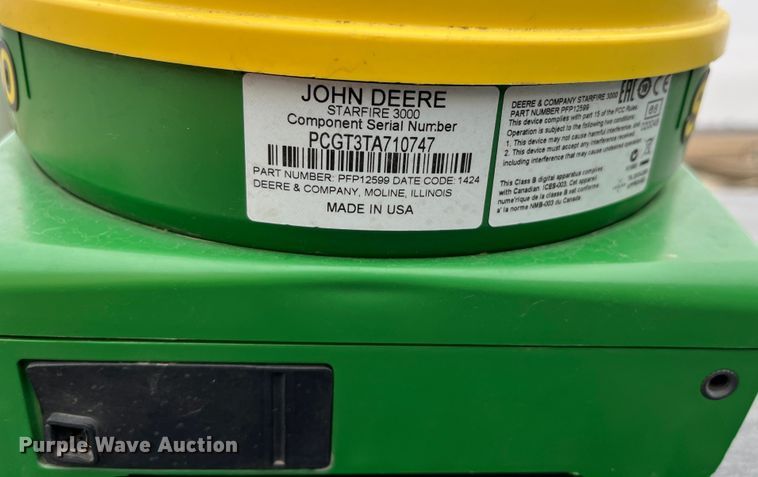image for item DR7418 John Deere StarFire 3000  GPS receiver