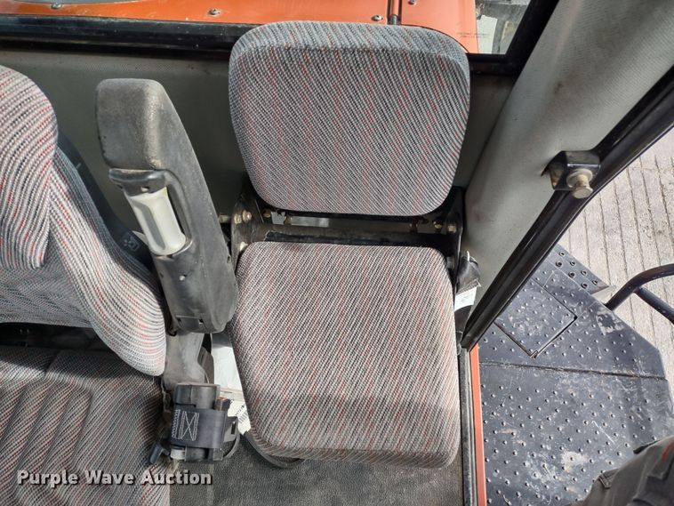 image for item DR8037 2005 Hesston 9260  windrower