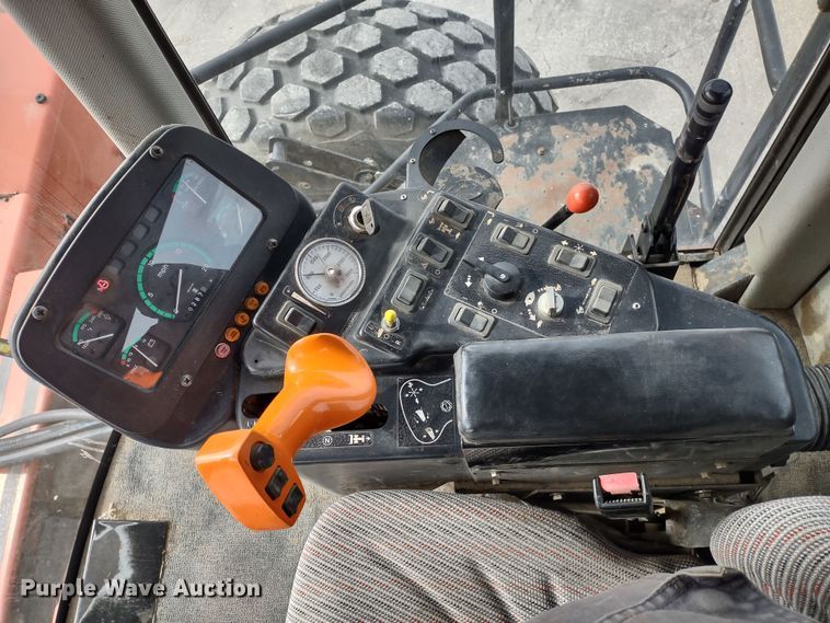 image for item DR8037 2005 Hesston 9260  windrower