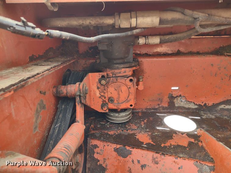 image for item DR8037 2005 Hesston 9260  windrower