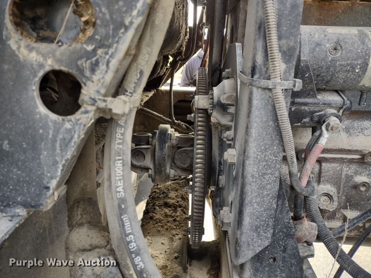 image for item DR8037 2005 Hesston 9260  windrower