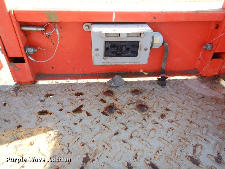 image for item DR8042 Skyjack SJ7135  scissor lift