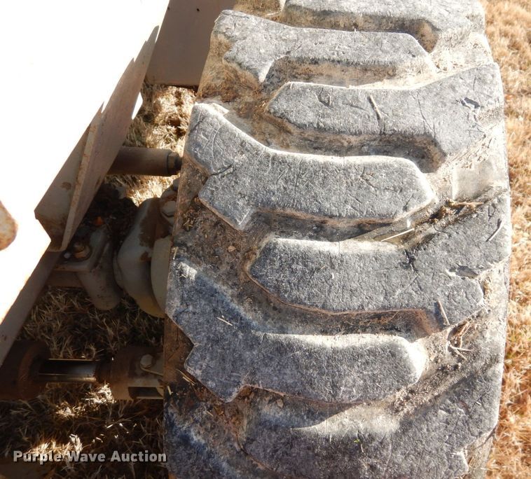 image for item DR8042 Skyjack SJ7135  scissor lift