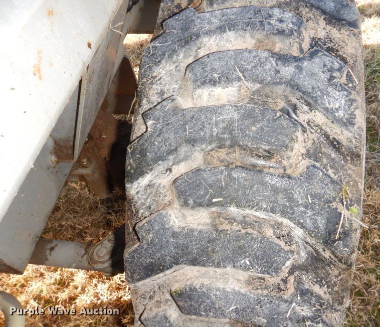 image for item DR8042 Skyjack SJ7135  scissor lift