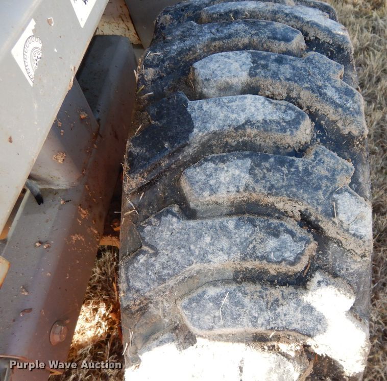 image for item DR8042 Skyjack SJ7135  scissor lift