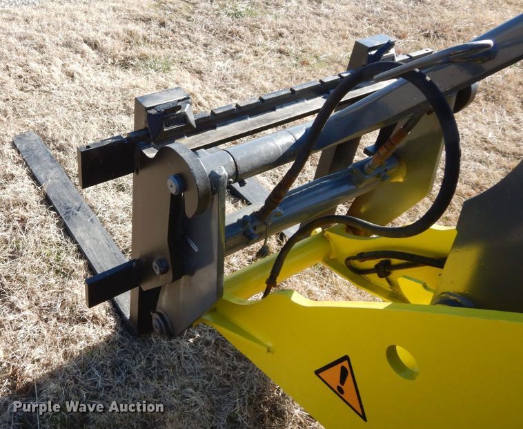 image for item DR8043 2009 Gehl AWS46  wheel loader