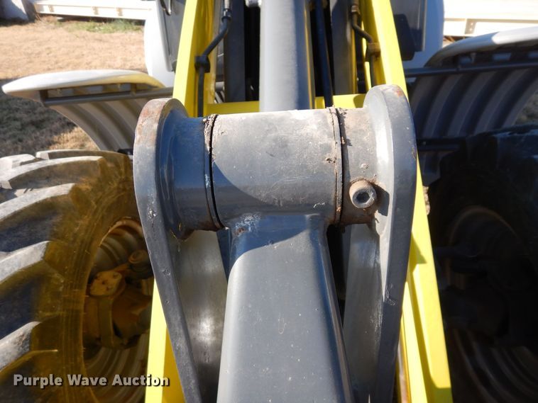 image for item DR8043 2009 Gehl AWS46  wheel loader