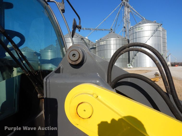 image for item DR8043 2009 Gehl AWS46  wheel loader