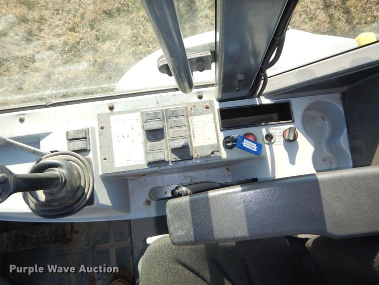 image for item DR8043 2009 Gehl AWS46  wheel loader