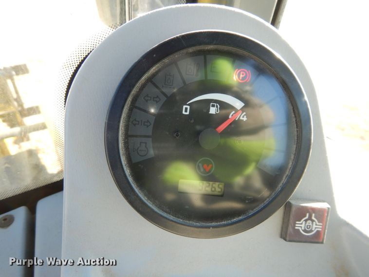 image for item DR8043 2009 Gehl AWS46  wheel loader