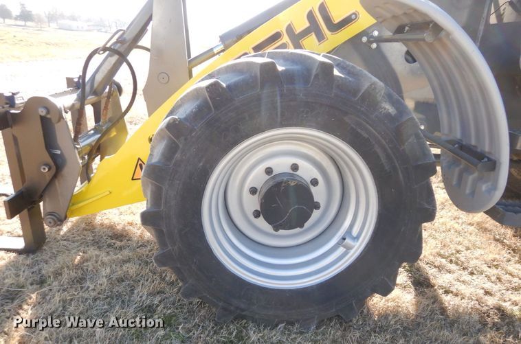 image for item DR8043 2009 Gehl AWS46  wheel loader