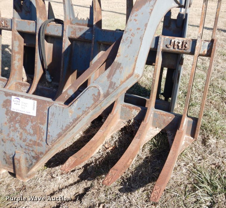 JRB IT28B grapple bucket in Galena, KS Item DR8044 sold Purple Wave